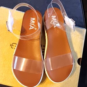 Mia wedges size 13 girls brown